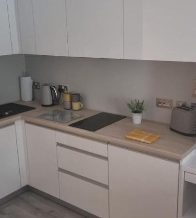 The Hub Gibraltar Apartment Bagian luar foto