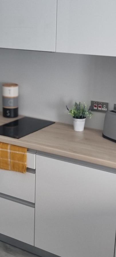 The Hub Gibraltar Apartment Bagian luar foto