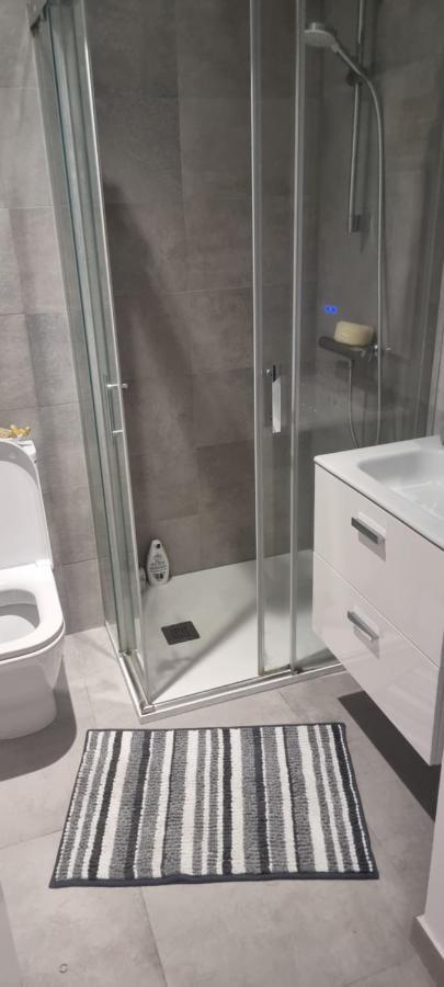 The Hub Gibraltar Apartment Bagian luar foto