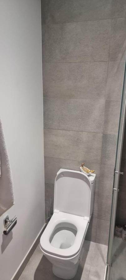 The Hub Gibraltar Apartment Bagian luar foto