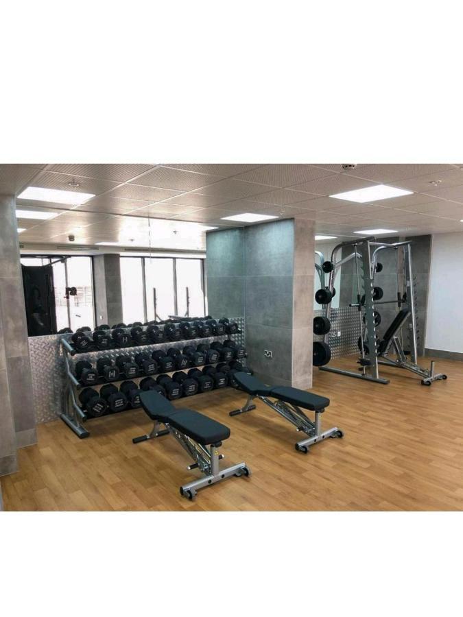The Hub Gibraltar Apartment Bagian luar foto